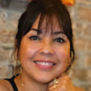 Meet your Posher, Ana